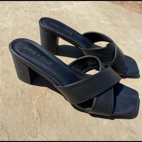 Chase + Chloe block heel shoes. - Picture 6 of 6